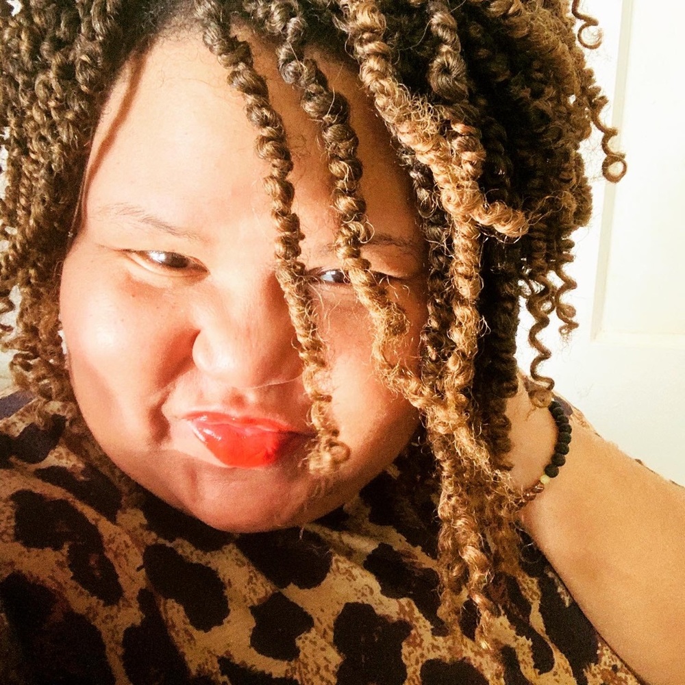 Meet your Posher, Deidra